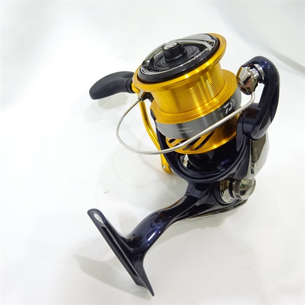 ２４レブロスＬＴ３０００ーＣＸＨ